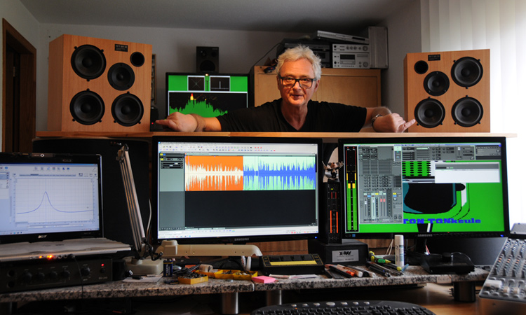 Andreas Kaufmann in his studio