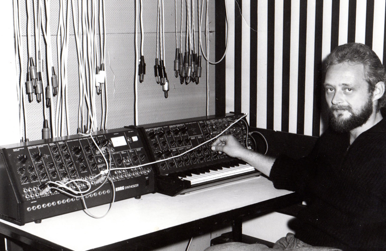 the young Andreas Kaufmann working with a mixer