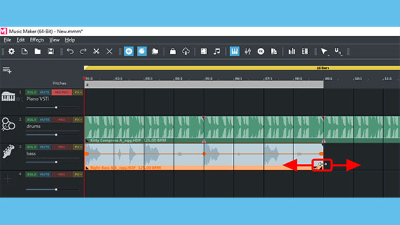 Accompanying arrangement composed of bass and drums Create loops in the track