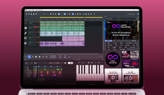 Editing music with MUSIC MAKER Laptop with MUSIC MAKER interface