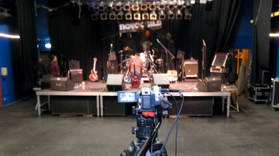 Concert location + camera on tripod Camera positions
