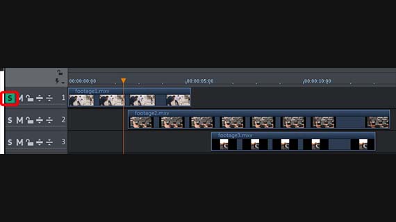 Using solo mode to preview audio tracks Previewing audio tracks separately